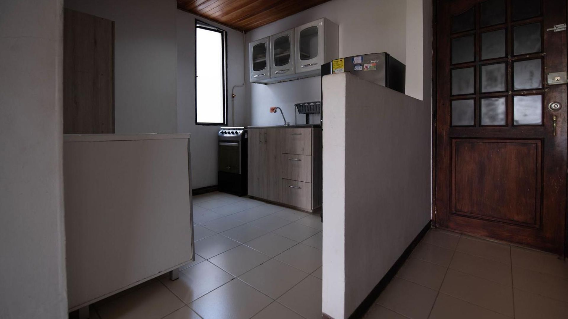 Bueno, Bonito Y Barato Apartment