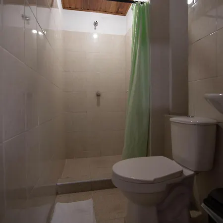 Bueno, Bonito Y Barato Apartment Cartagena