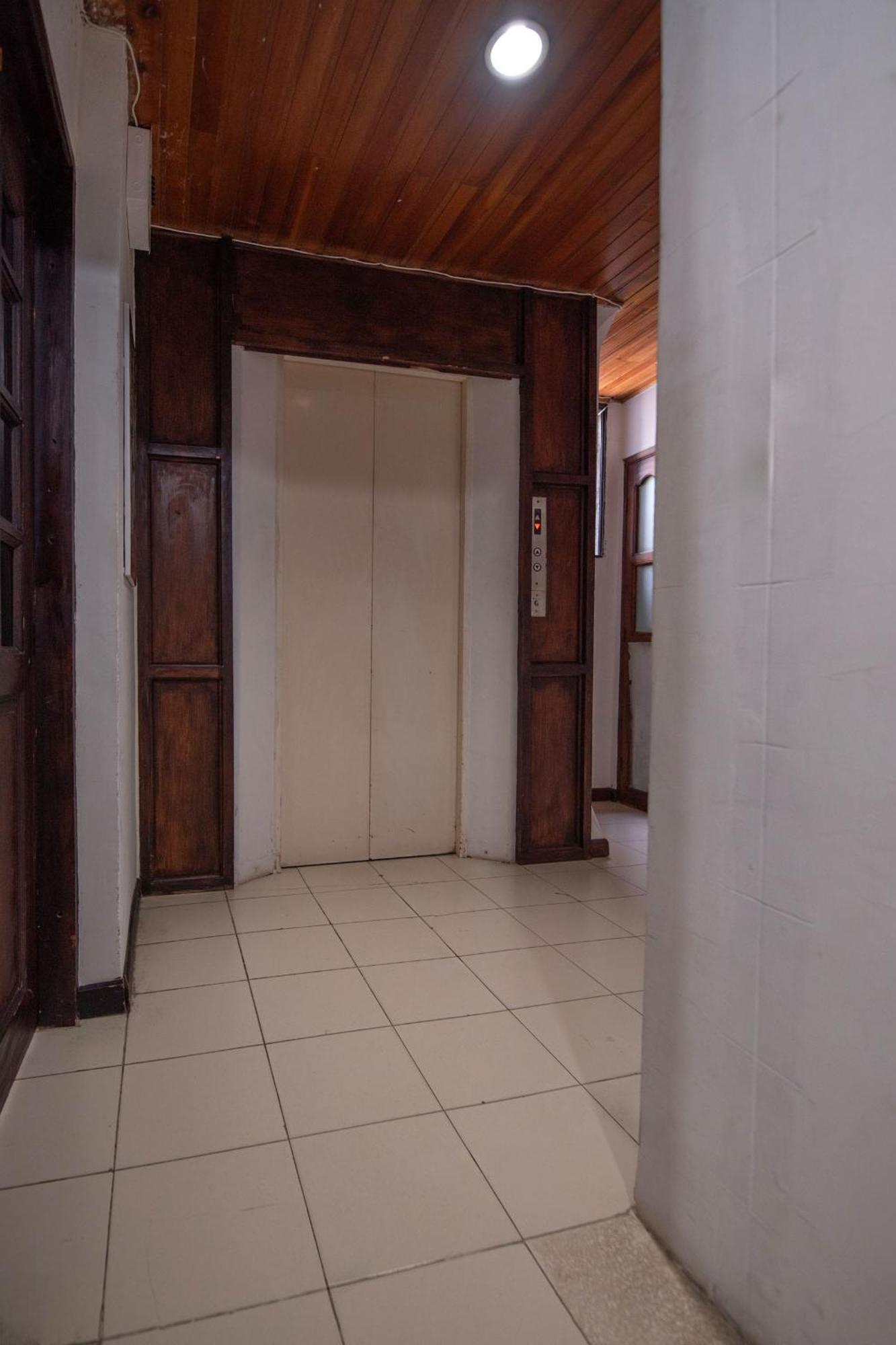 Bueno, Bonito Y Barato Apartamento *